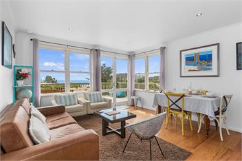 Belmont Beach House (Bachcare) - Whangarei