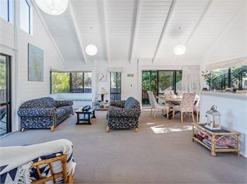 Beaumont Beach Retreat (Bachcare) - Pauanui