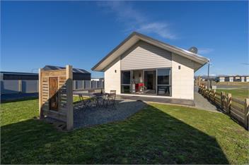 The Tranquil Edge (Bachcare) - Te Anau