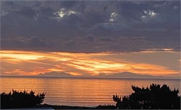 Ngawi Seaview Bach - Ngawi