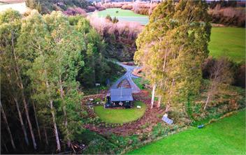 Fiery Peak Eco-Retreat: Stargazing & hot tub -