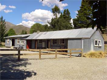 Black Forest Accommodation - Eight Houses just 40 minutes from LAKE TEKAPO - Lake Tekapo