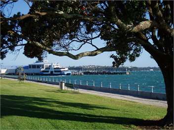 Luxury Devonport Apartment - Auckland