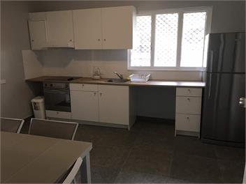 Maddington House Unit A - Perth