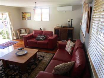 NewYorkNewYork: Super Fast Fibre, Smart TV and Sky TV - South Wairarapa