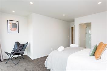 Large and Spacious Newly Built Townhouse - christchurch 