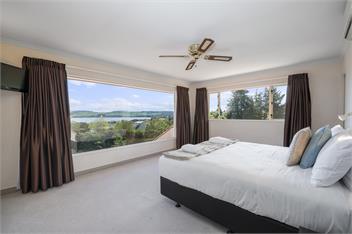 Tui Lookout - Spa Pool, Lake & Mountain Views - Taupo