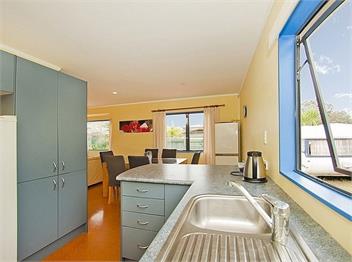 Castleview Getaway Matarangi (Bachcare) - Matarangi