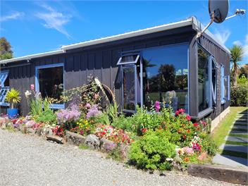 Lazy Seal Cottages - 