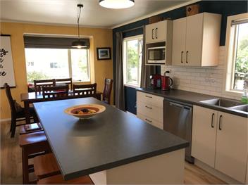 Nest by the Beach (Bachcare) - Cooks Beach