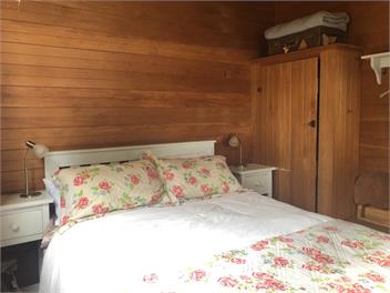 The Shack - Boatshed and Bach - Rotorua