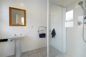 Townside Treat (Bachcare) - Wanaka