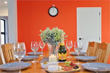 Hosts on the Coast Hillview Hideaway - Waihi Beach