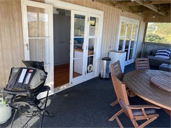 Love shack. Mahia beach  - Mahia beach. 