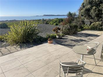Our BEACH House - Napier