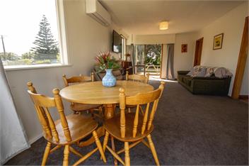 Relax and Unwind at Te Horo Beach - Otaki