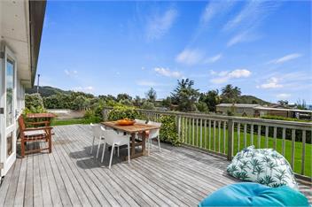 Belmont Beach House (Bachcare) - Whangarei