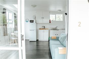 Loburn Bach Accommodation - 2 Individual Bach's - Featherston
