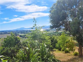 Best Views in Nelson and a Swimming Pool! - Nelson