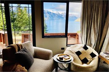 Views Forever! Renovated 4Bed Oasis 5 mins to CBD - Queenstown