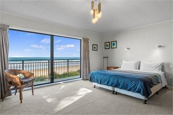 Beach Galore (Bachcare) - Waihi Beach