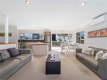 Beverley Beach (Bachcare) - Whangamata