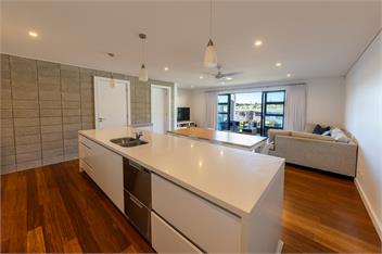High End “Waterfront” Marina Villa - Tairua