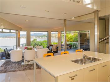 Bay View Escape (Bachcare) - Whitianga