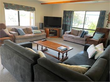 Beach House for all Seasons & Everyone-10 Bagnall Pl - Coromandel
