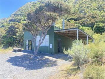 Kupe's Secret (The Bush Bach) - Palliser Bay
