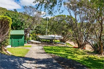 Te Uenga (Bachcare) - Parekura Bay