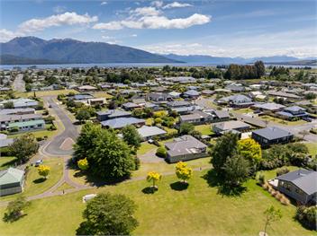 Darling on Dorizac (Bachcare) - Te Anau