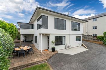 Pataka Lookout Apartment - 