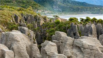 Seaside Takutai House - Hydrangea cottages - Punakaiki