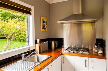 DoLittle Cottage amidst our organic citrus orchard - Kerikeri