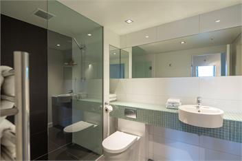 Panorama Dual Level Apartment - Queenstown