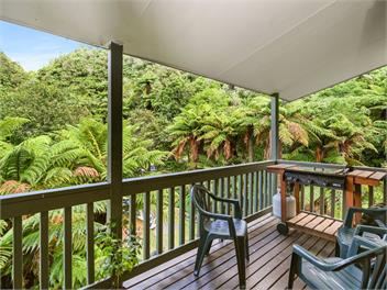 Spacious Lake Tarawera Retreat – Ideal for Groups, Families & Team Getaways - Rotorua