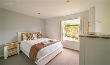 Hidden Gem at the backyard of Christchurch - Diamond Harbour