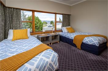 Grand View (Bachcare) - Te Anau