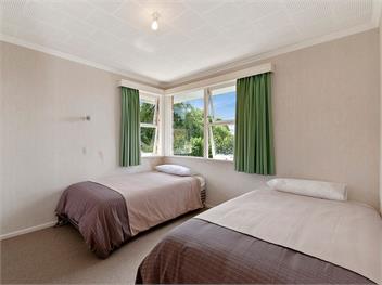 Lofty Lakeviews (Bachcare) - Acacia Bay