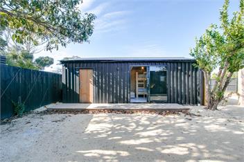 Beach and Vineyard Escape (Bachcare) - Haumoana
