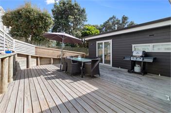 Modern Kiwi Bach (Bachcare) - Waihi Beach