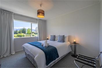 Kepler Retreat (Bachcare) - Te Anau