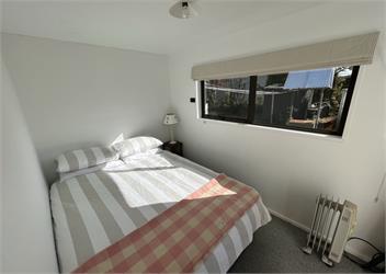Lake Trip Cabin - Lake Taupo
