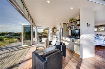 Mahanga Dunes Retreat (Bachcare) - Mahia