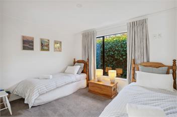 Frankton Favourite (Bachcare) - Queenstown