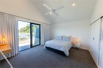 High End “Waterfront” Marina Villa - Tairua