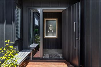 Kinloch Escape - Lake Views and Pool - Taupo