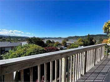 A Whangamatā Getaway – 205 Tukere Whangamata - WHANGAMATA