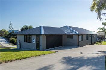 Bay View Escape (Bachcare) - Cable Bay